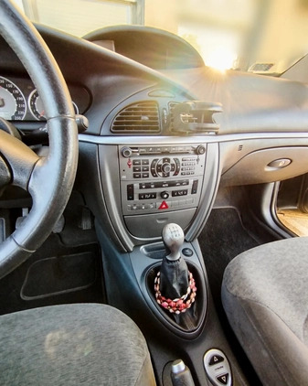 Citroen C5 cena 8500 przebieg: 232000, rok produkcji 2005 z Opole małe 137